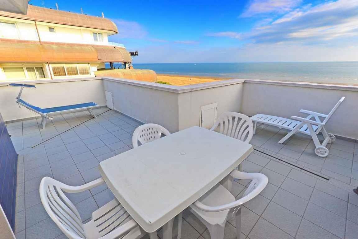 Apartments In Lignano 21657 Lignano Sabbiadoro Buitenkant foto